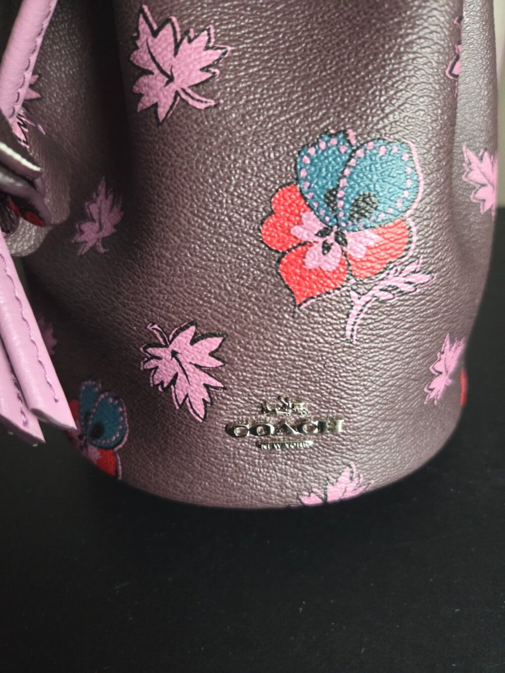Coach mini drawstring bag - Picture 2 of 8
